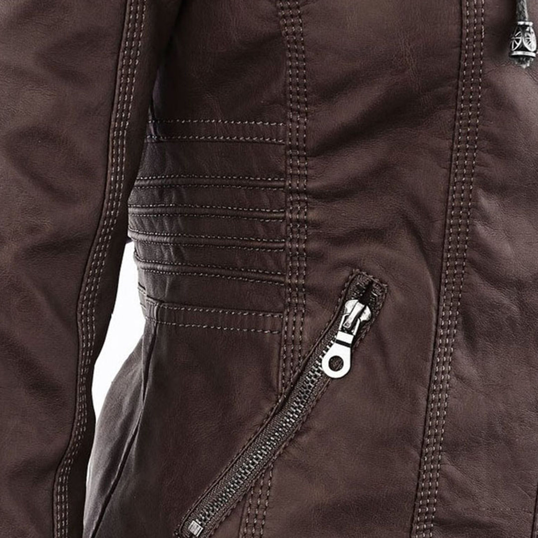 Kamila - La Chaqueta de Cuero con Capucha