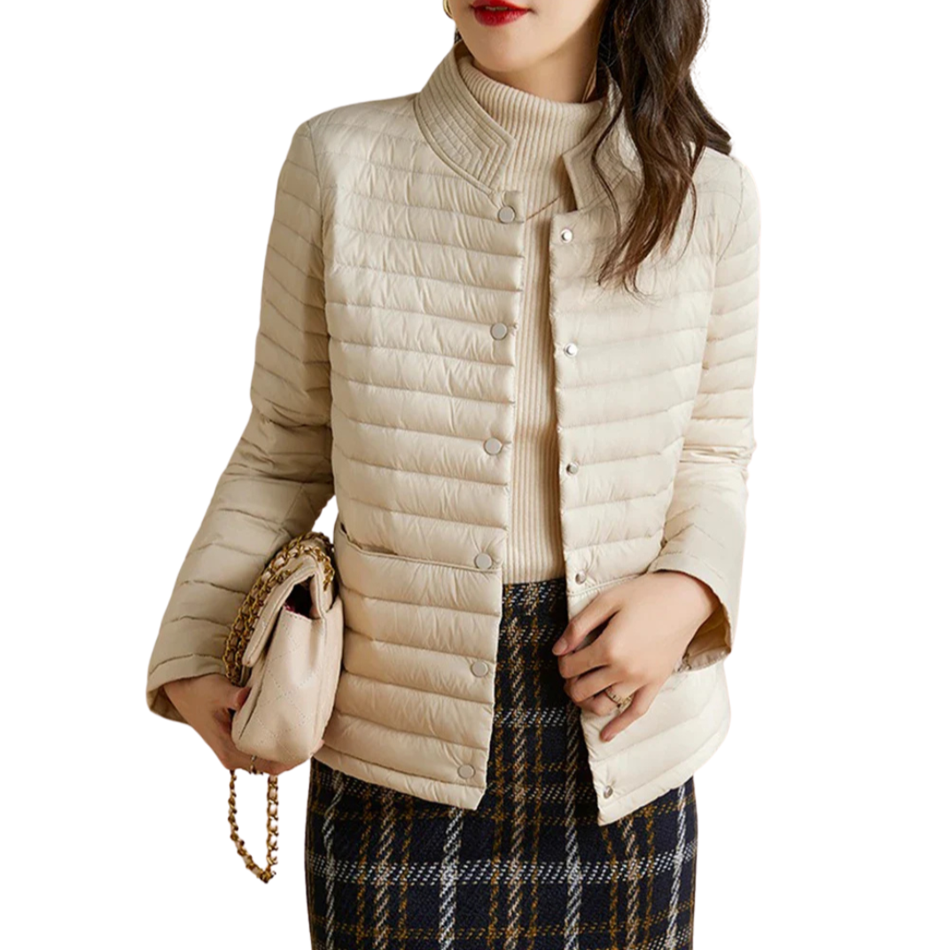 Luciana - La Elegante Chaqueta de Seda