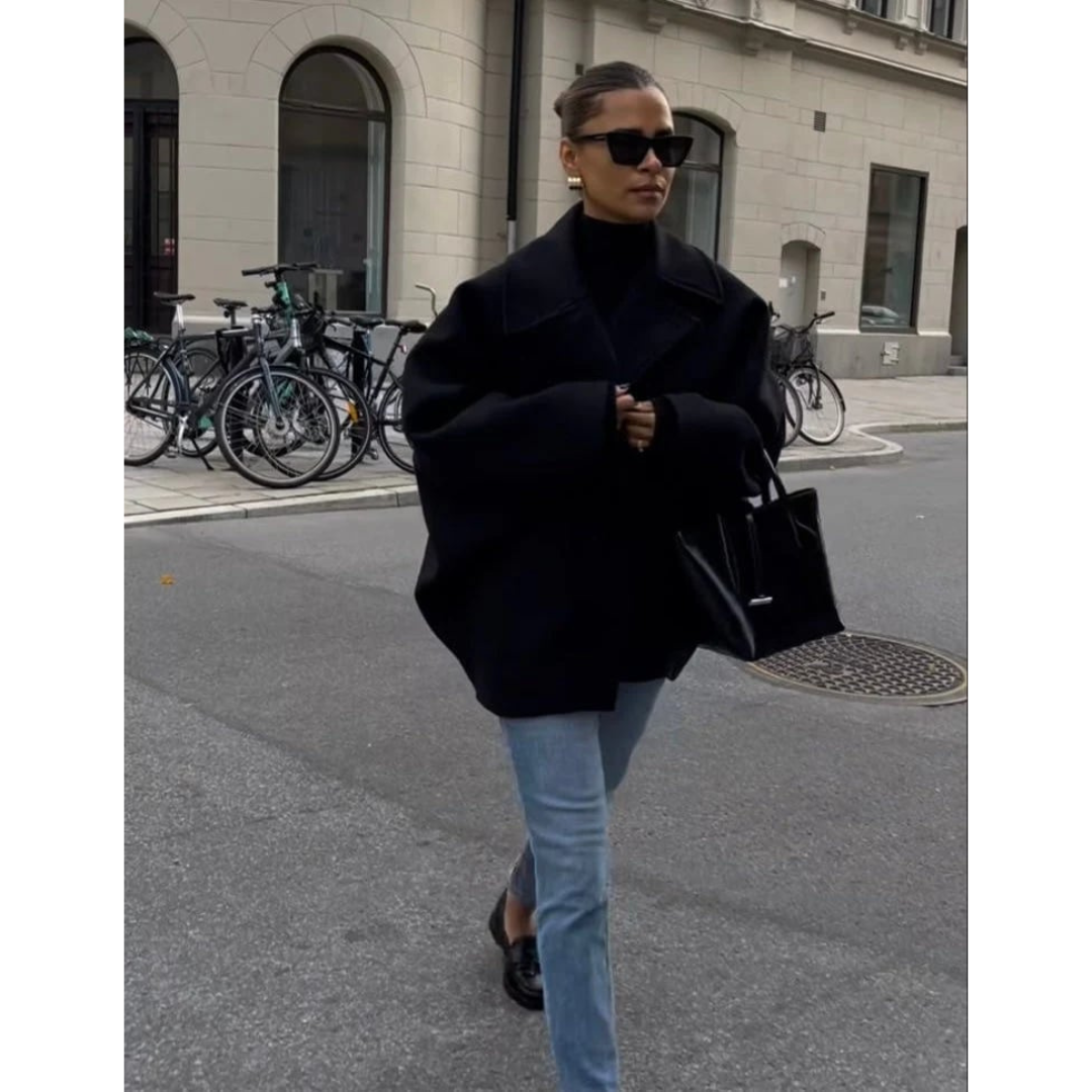 Nikki - El Abrigo de Lana Oversize