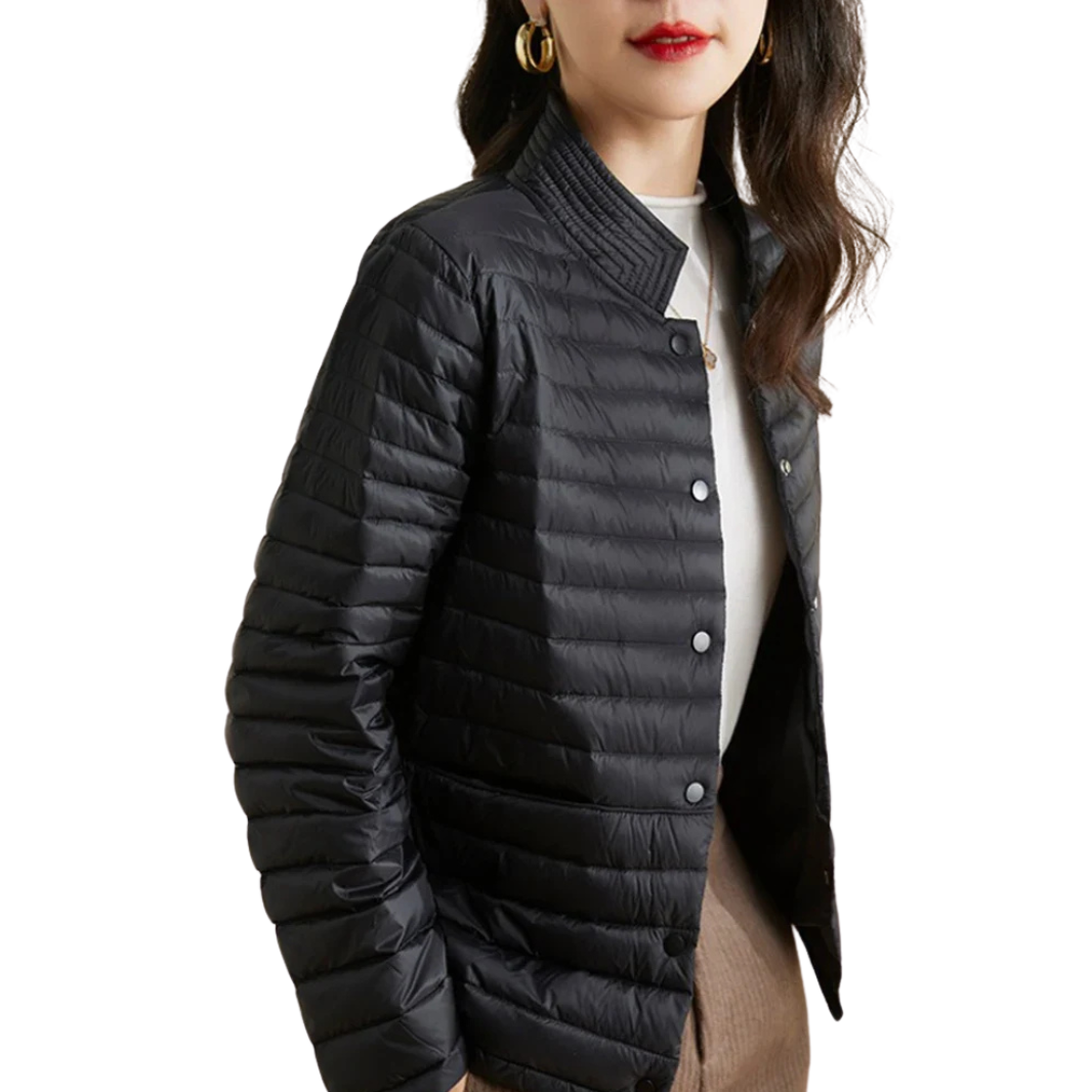 Luciana - La Elegante Chaqueta de Seda