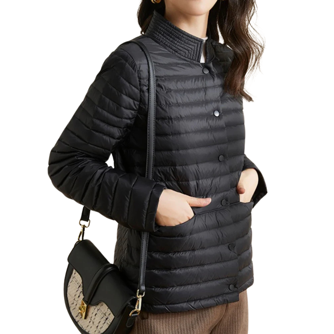 Luciana - La Elegante Chaqueta de Seda