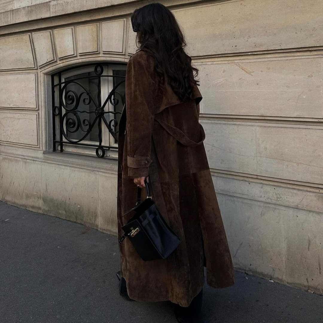 Mika - El Elegante Trenchcoat